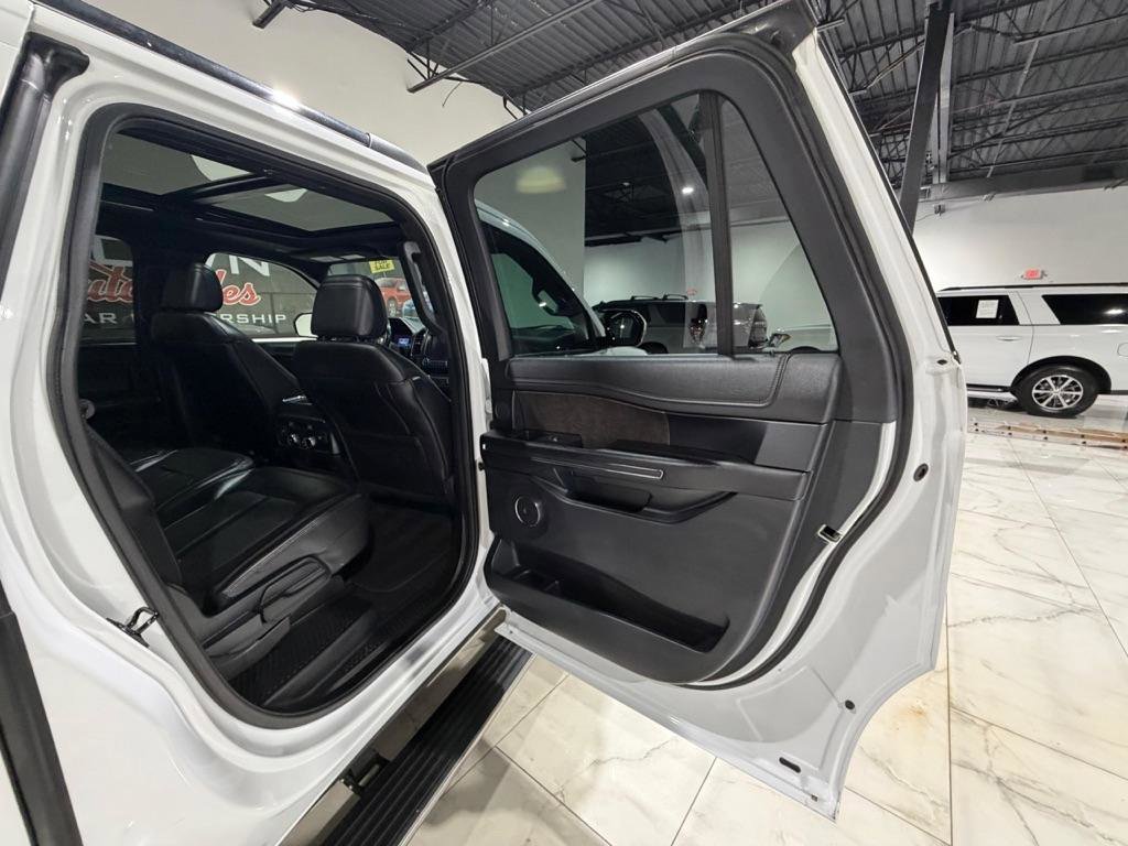 Used 2021 Ford Expedition Max Limited image 13