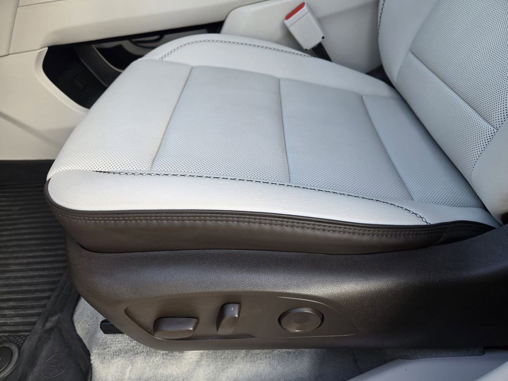 Used 2024 GMC Acadia Denali w/ Super Cruise Package image 20