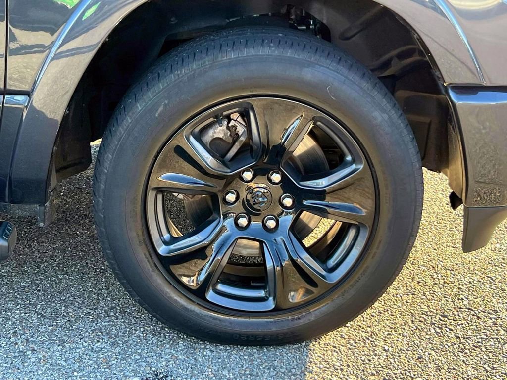 Used 2019 RAM 1500 Laramie w/ Sport Appearance Package image 8