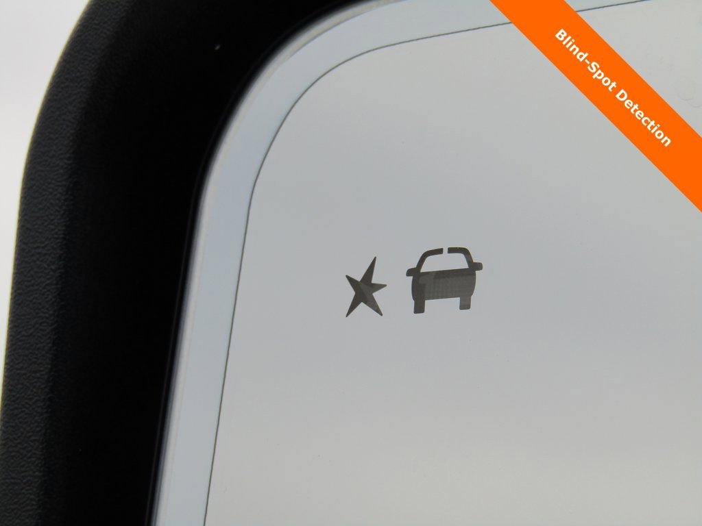 Used 2023 GMC Sierra 3500 Denali w/ Denali Ultimate Package image 14