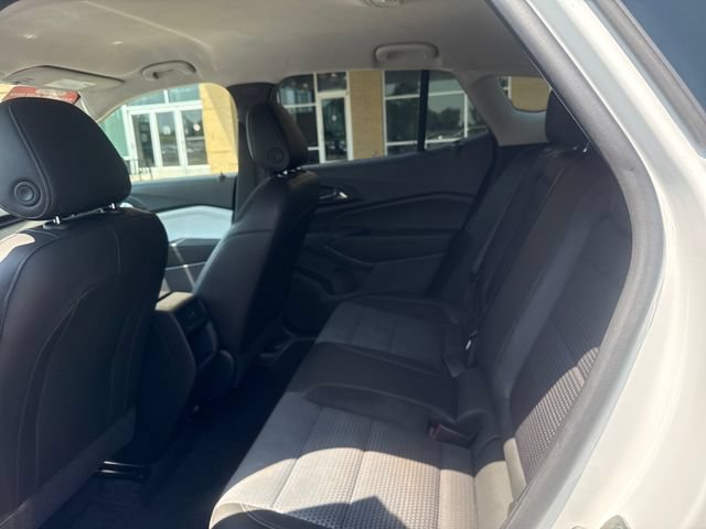 Used 2024 Chevrolet Trax LT w/ Driver Confidence Package FWD image 19
