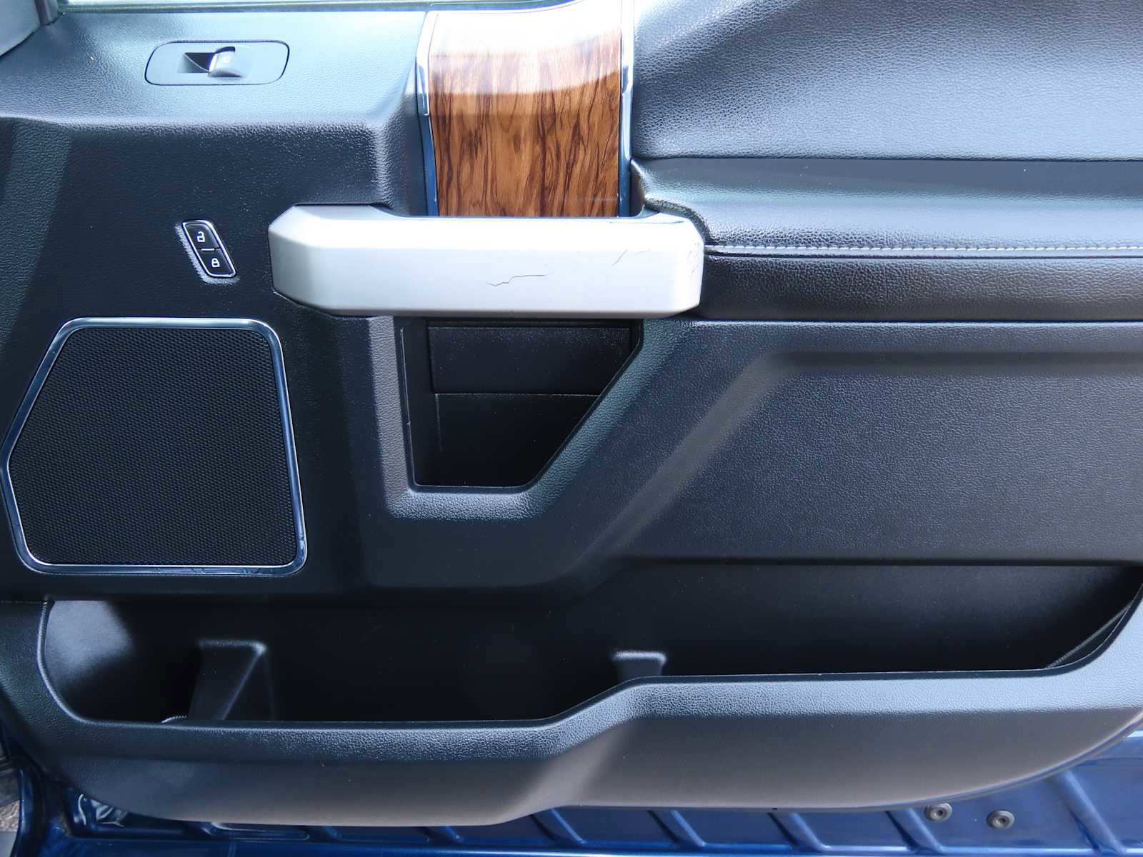 Certified 2019 Ford F150 Lariat w/ FX4 Off-Road Package image 22