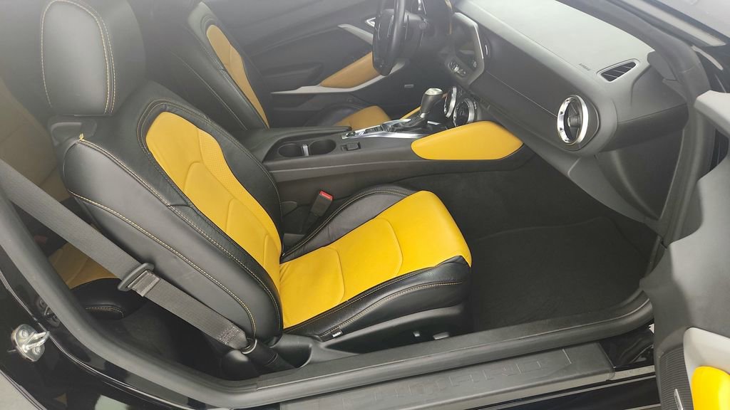 Used 2023 Chevrolet Camaro LT w/ RS Package image 31