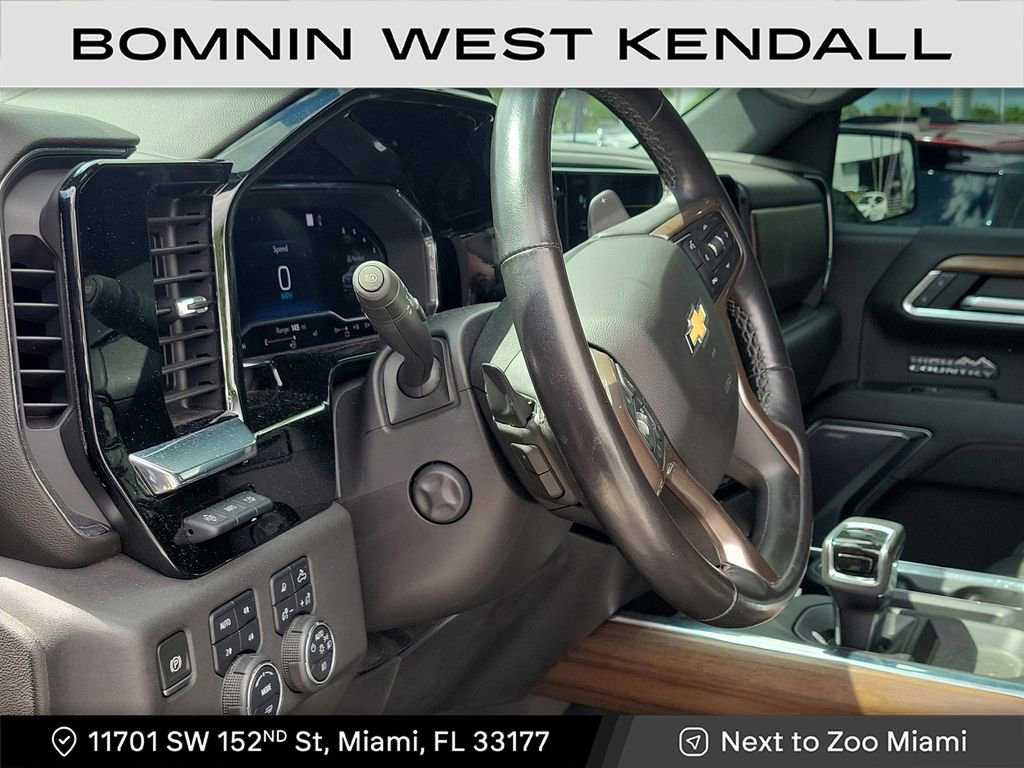 Used 2022 Chevrolet Silverado 1500 High Country w/ High Country Premium Package image 11