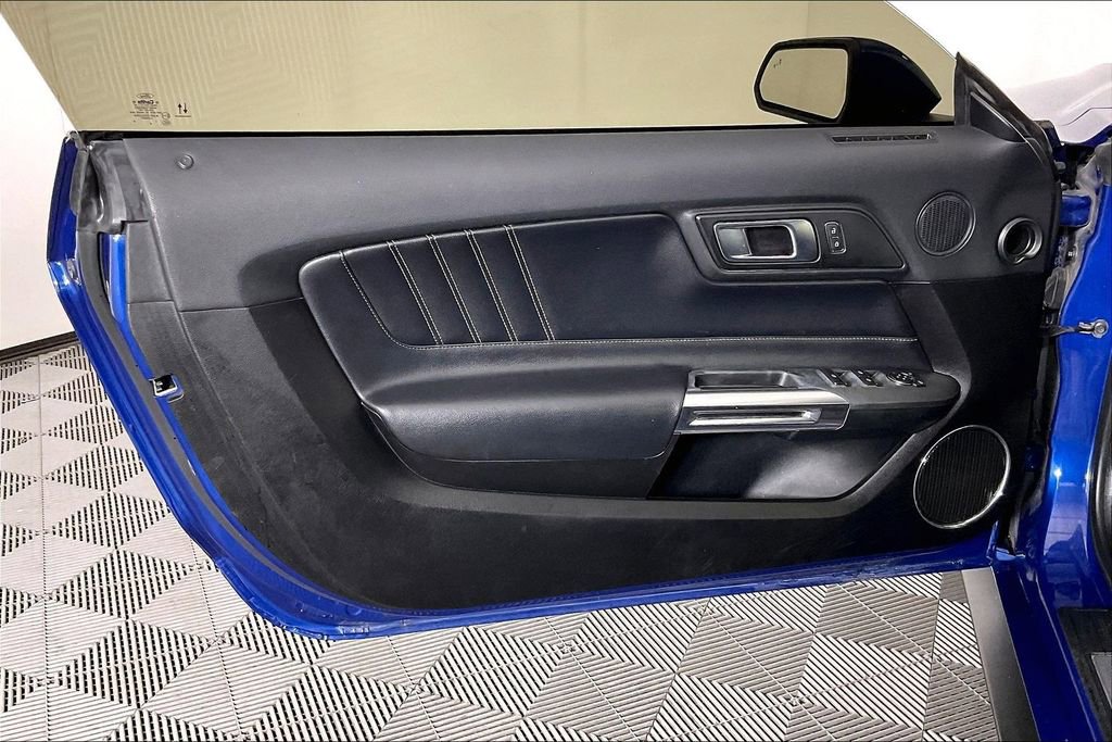 Used 2022 Ford Mustang GT Premium image 24