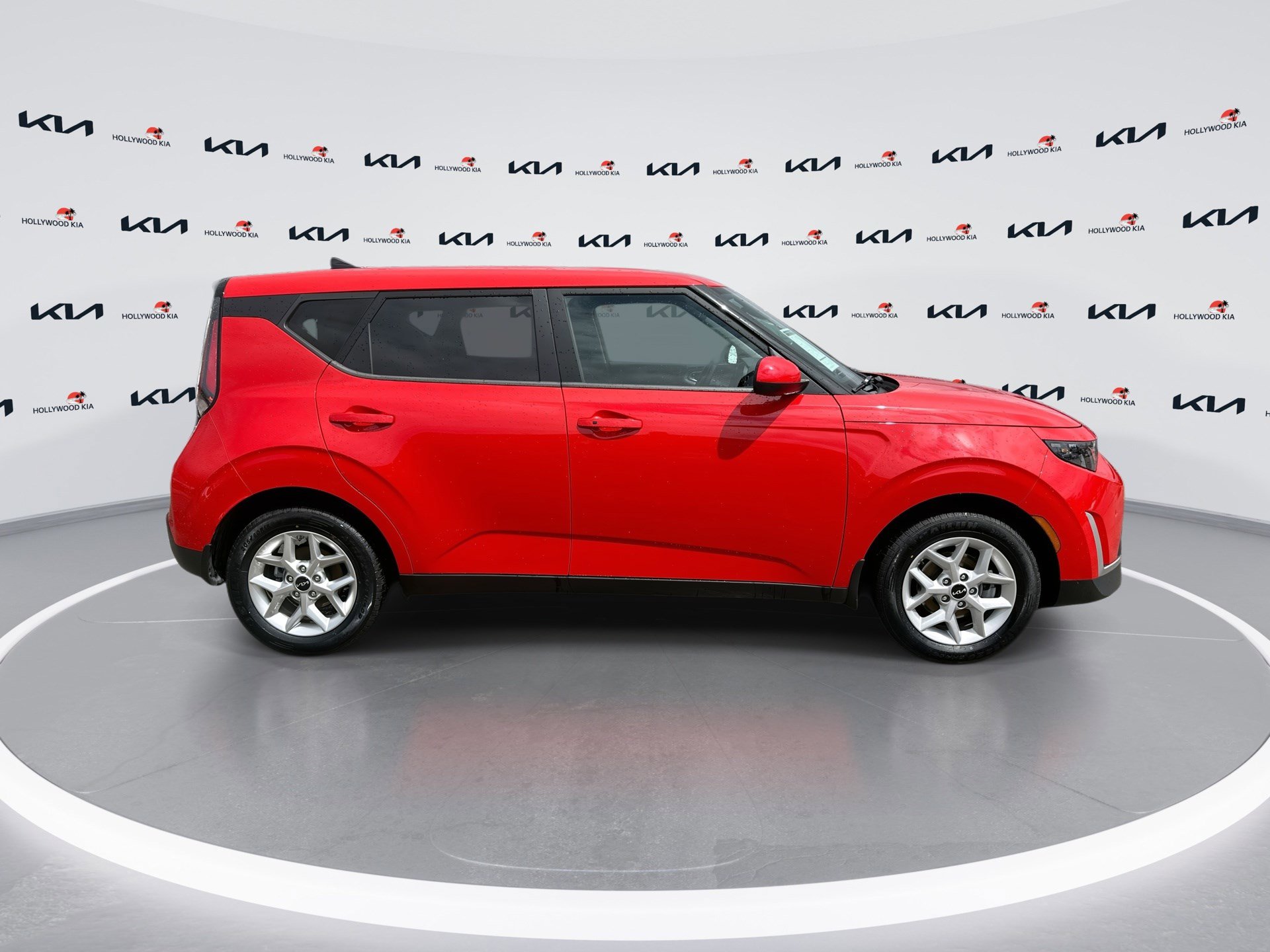 Certified 2023 Kia Soul S image 9