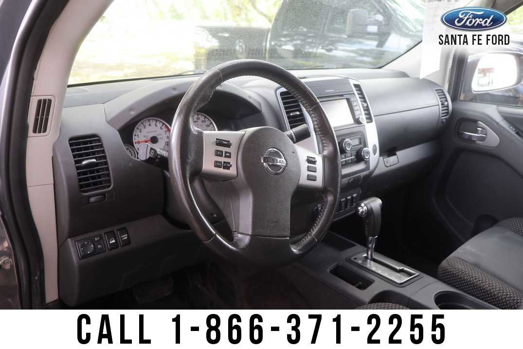 Used 2018 Nissan Frontier PRO-4X AWD/4WD image 13