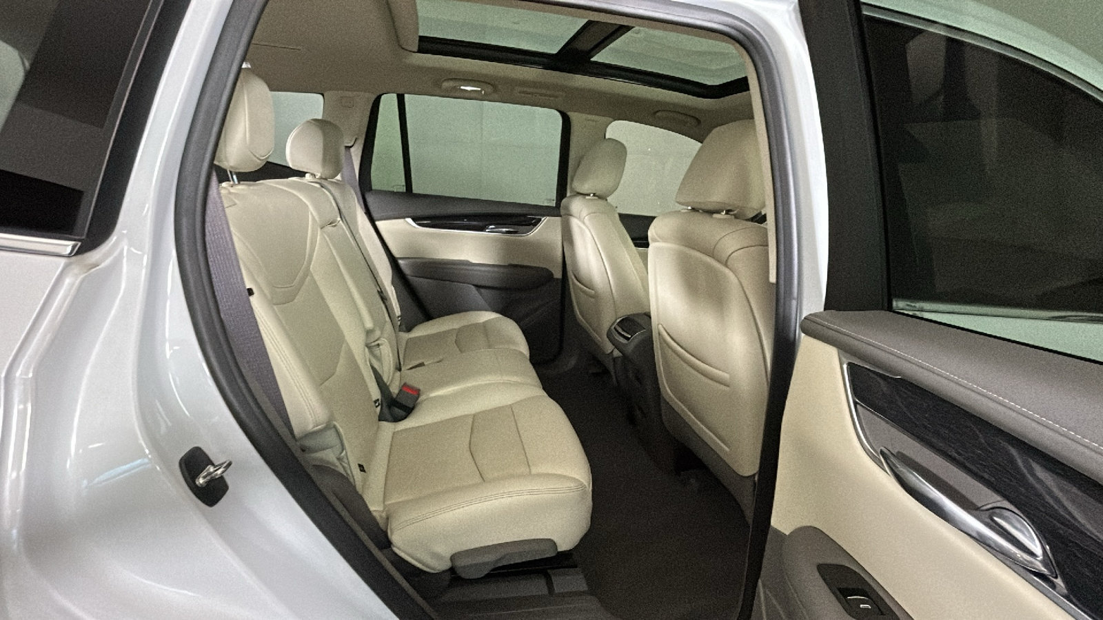 Used 2021 Cadillac XT6 Premium Luxury AWD/4WD image 35