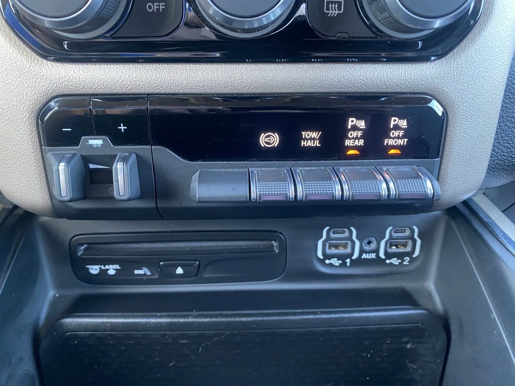 Used 2019 RAM 3500 Laramie image 23