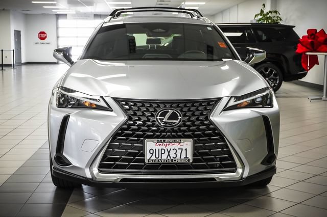 Certified 2025 Lexus UX 300h FWD w/ Accessory Package (Z2) image 4