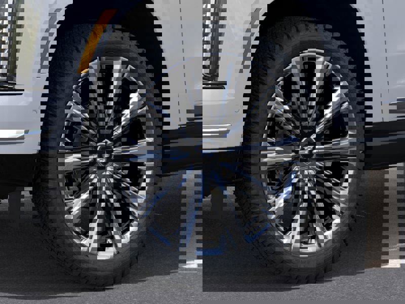 New 2026 Cadillac Escalade Luxury image 9