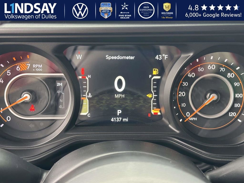 Used 2025 Jeep Wrangler Willys image 24