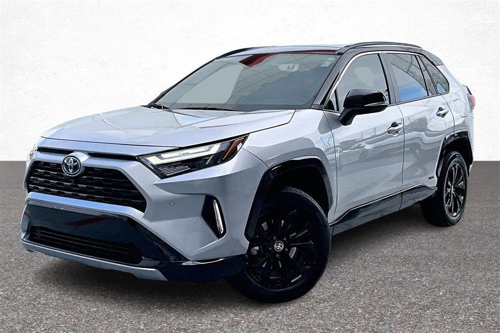 Used 2023 Toyota RAV4 XSE image 4