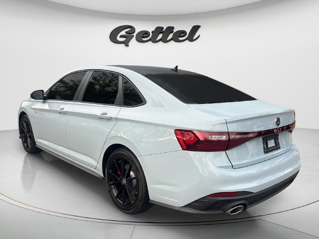 Used 2026 Volkswagen Jetta GLI Autobahn FWD image 7