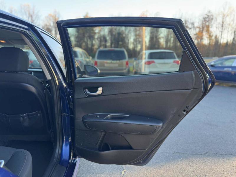 Used 2017 Kia Optima LX image 15