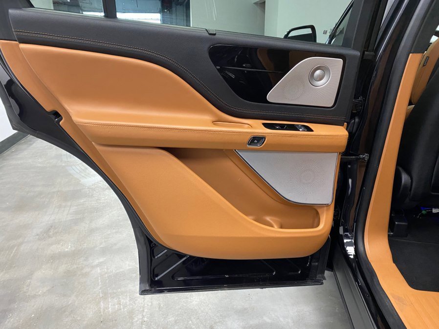 Used 2020 Lincoln Aviator Black Label w/ Dynamic Handling Package AWD/4WD image 30