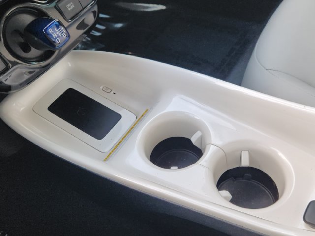 Used 2018 Toyota Prius Four w/ Advanced Technology Package FWD image 16