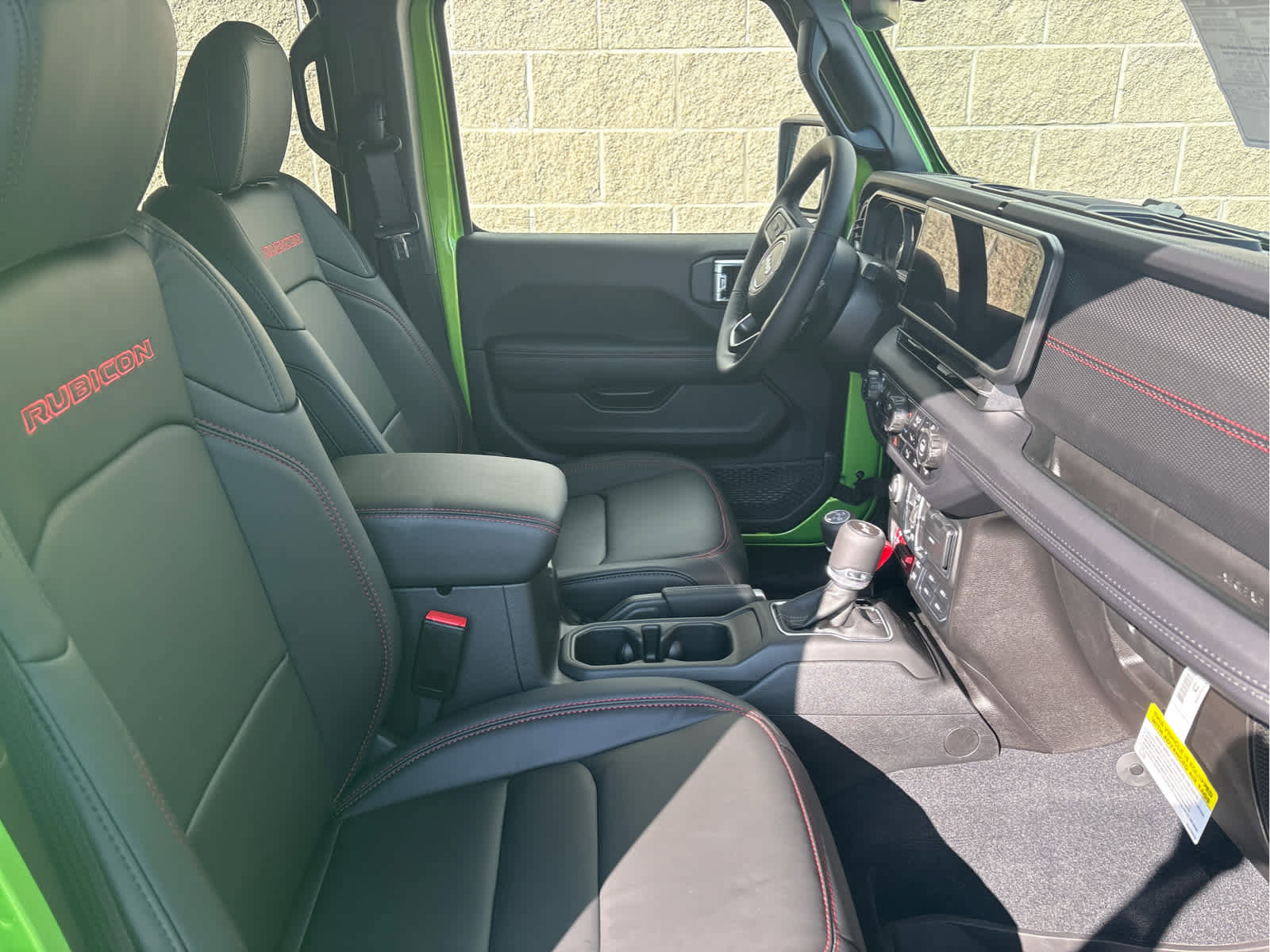 New 2025 Jeep Wrangler Unlimited Rubicon image 13