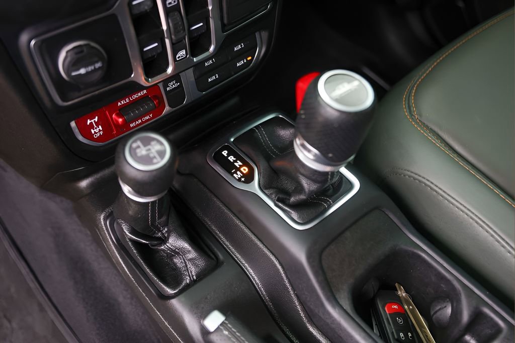 Used 2024 Jeep Gladiator Mojave AWD/4WD image 20