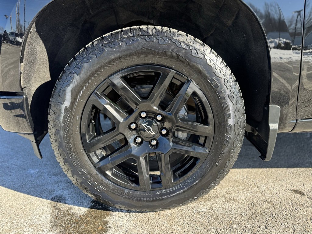 Used 2024 Chevrolet Silverado 1500 RST w/ Convenience Package II image 3