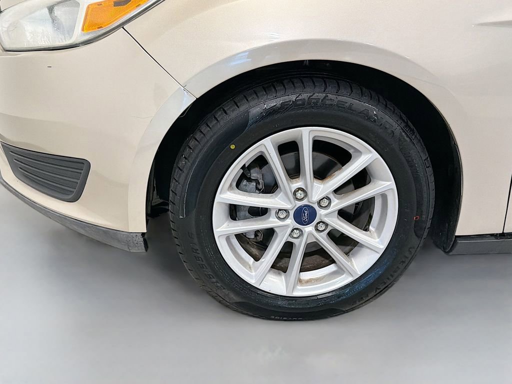 Used 2017 Ford Focus SE FWD image 29