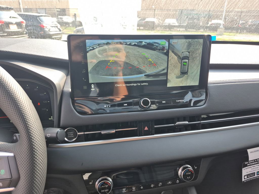 New 2026 Mitsubishi Outlander SE image 34