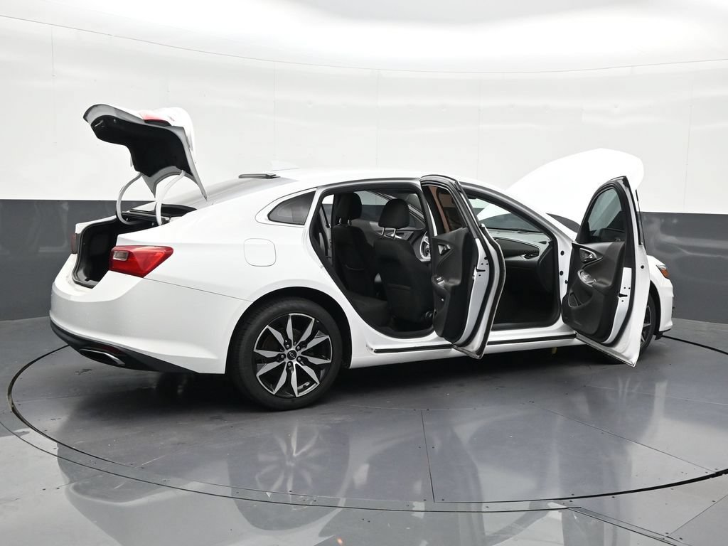 Used 2020 Chevrolet Malibu RS FWD image 31