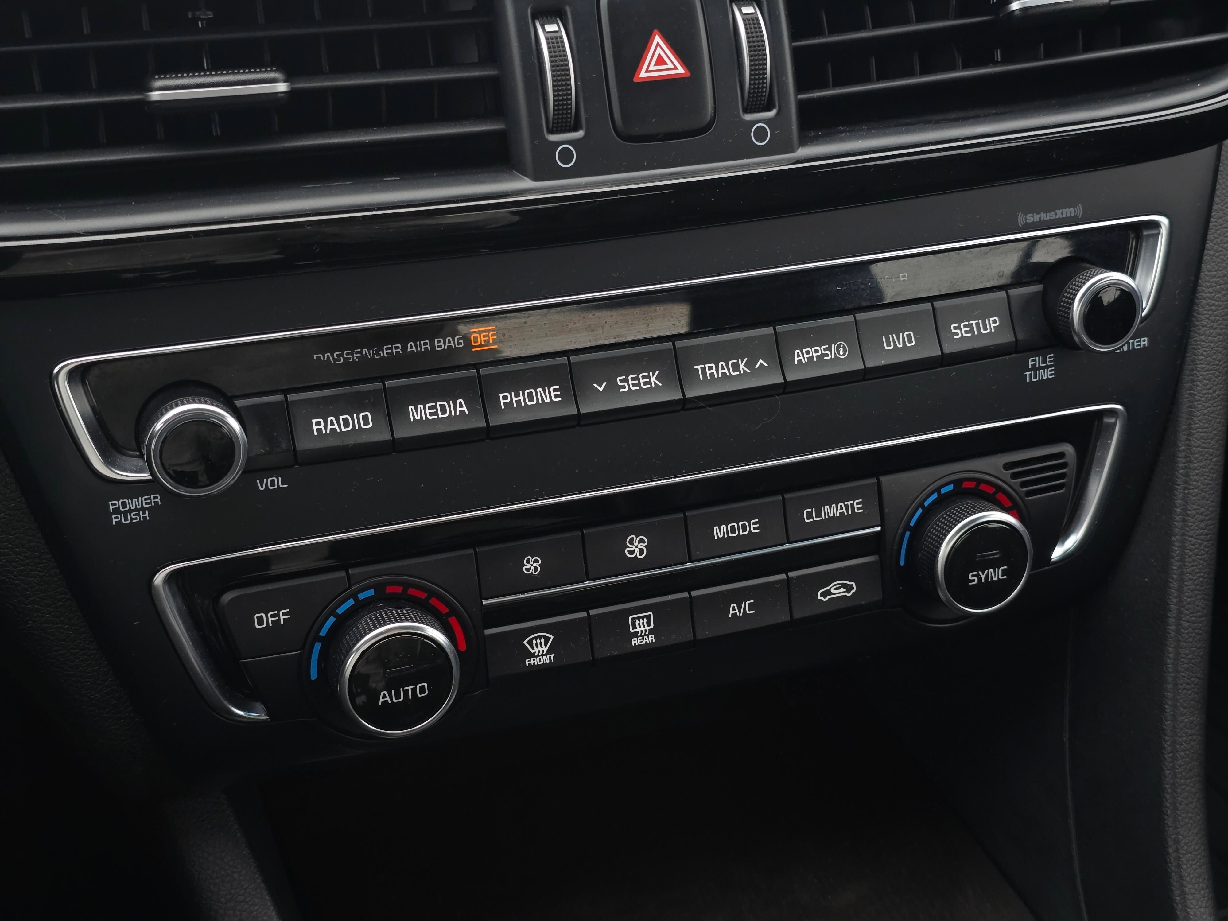 Used 2018 Kia Optima EX image 17