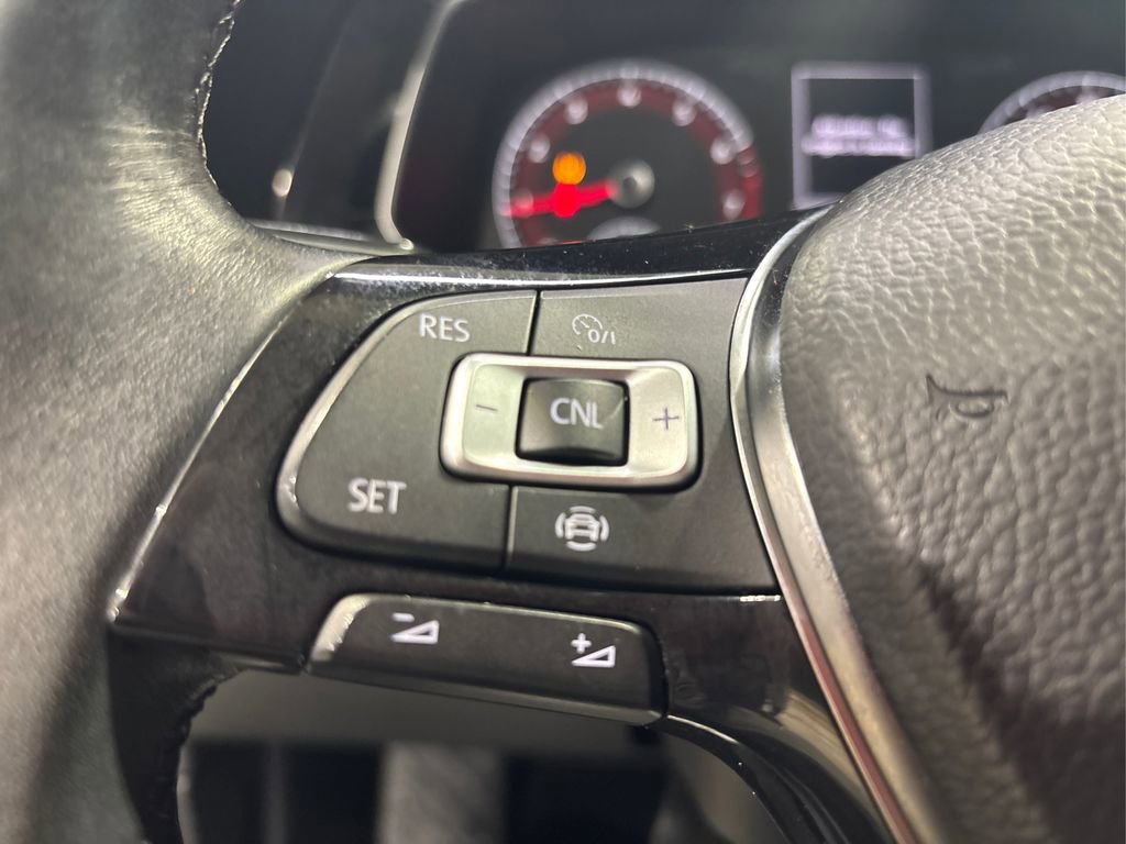 Used 2019 Volkswagen Jetta SE w/ Cold Weather Package image 27