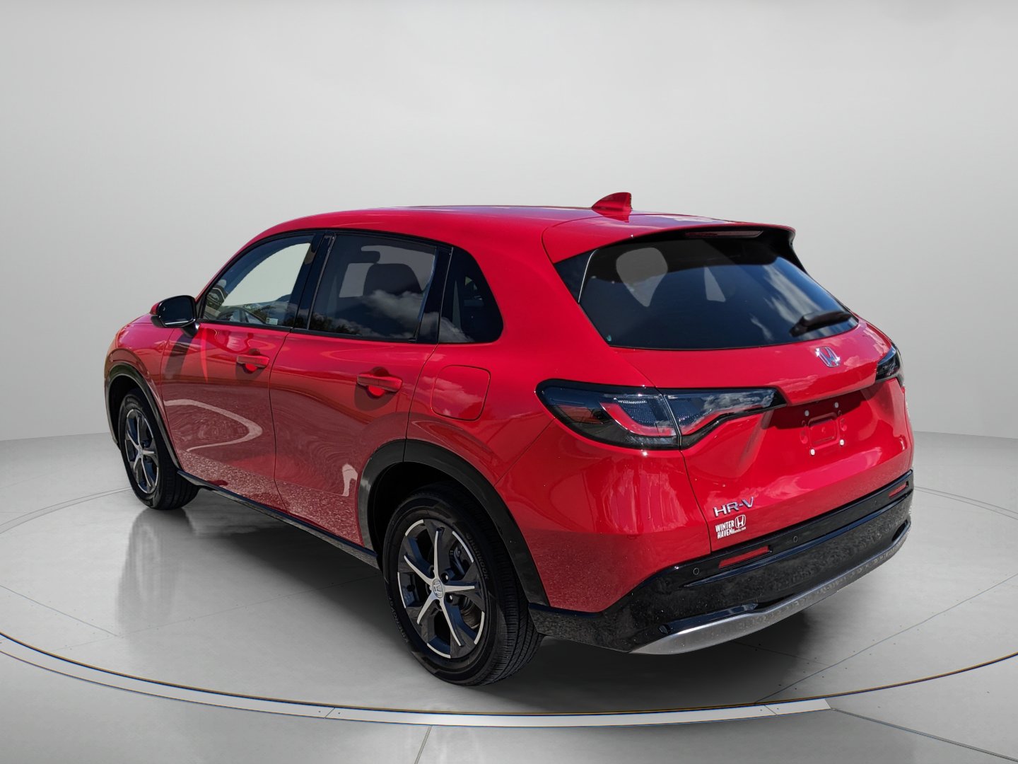 Used 2024 Honda HR-V EX-L image 6