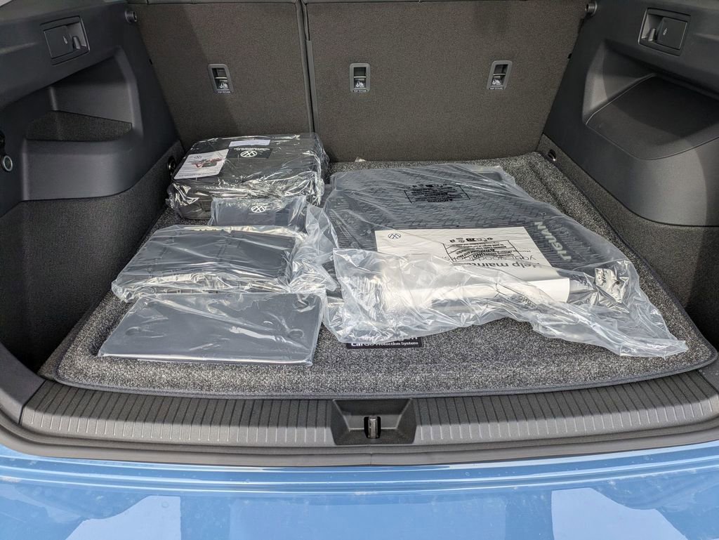 New 2026 Volkswagen Tiguan SE image 31