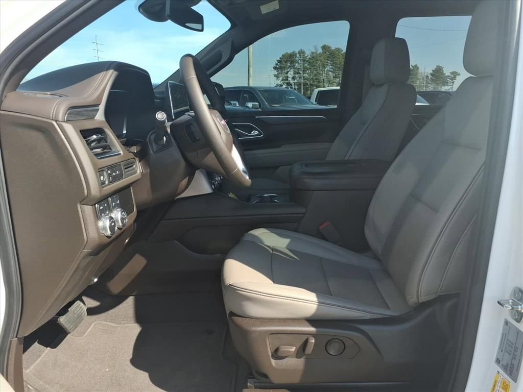 Used 2024 GMC Yukon SLT image 15