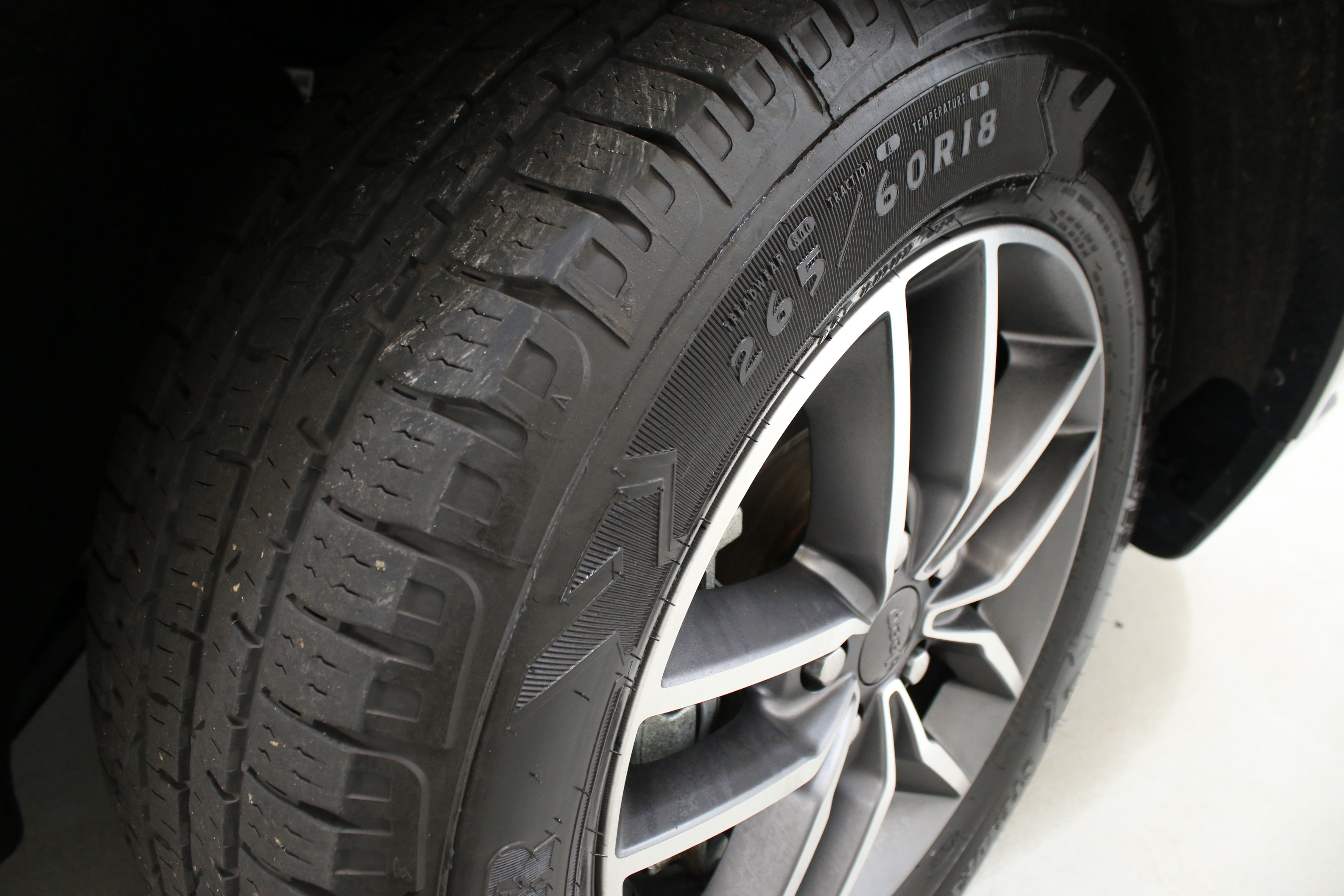 Used 2021 Jeep Grand Cherokee Overland AWD/4WD image 33