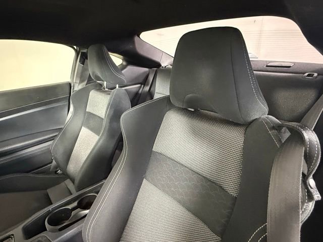 Used 2017 Toyota 86 RWD image 16