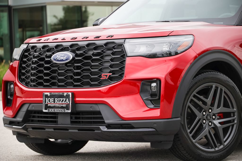 Used 2025 Ford Explorer ST w/ Sun And Sound Package AWD/4WD image 23