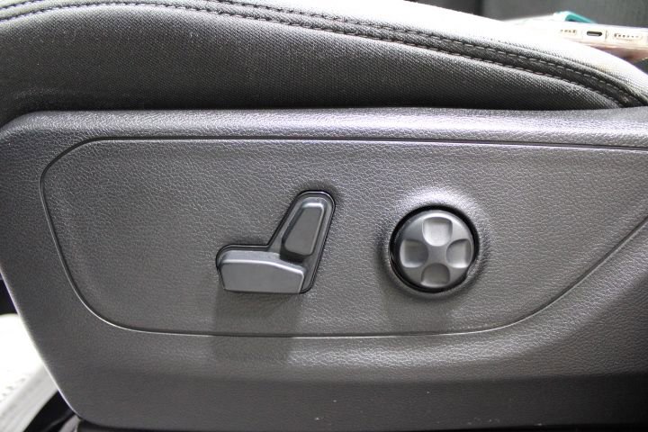 Used 2020 RAM 1500 Big Horn AWD/4WD image 19