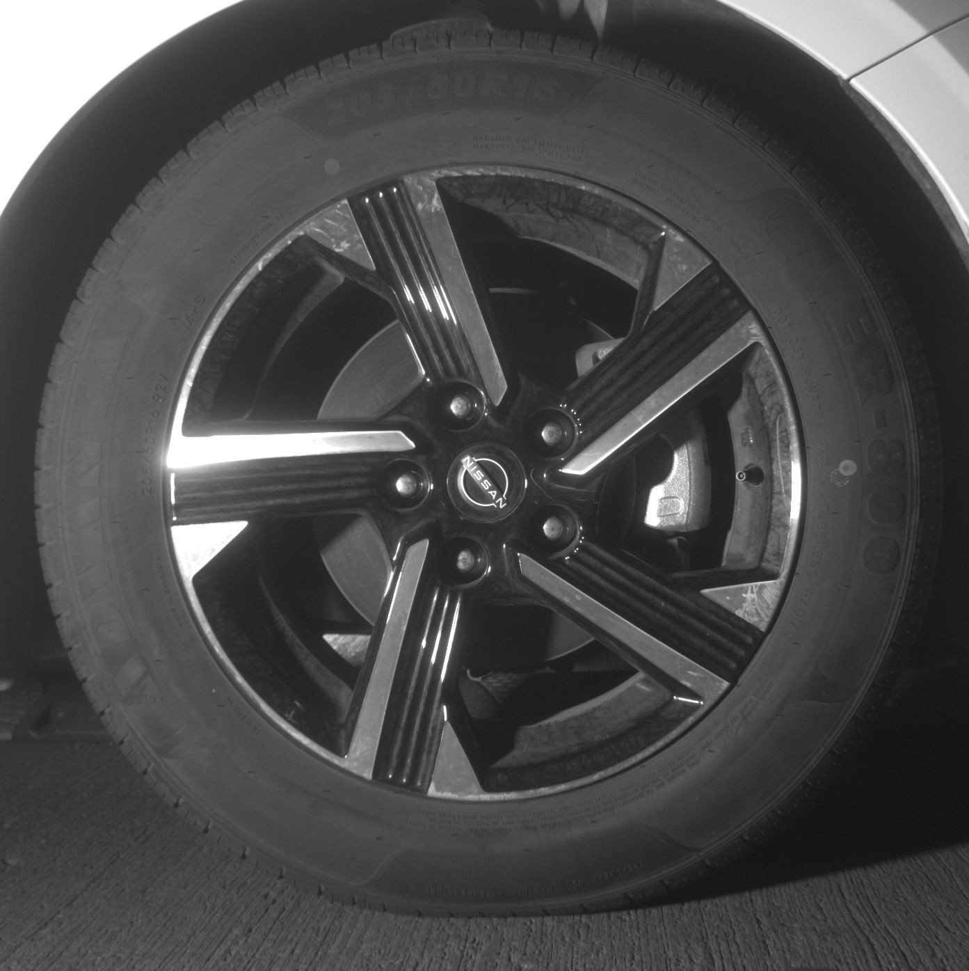 Used 2025 Nissan Sentra SV image 13