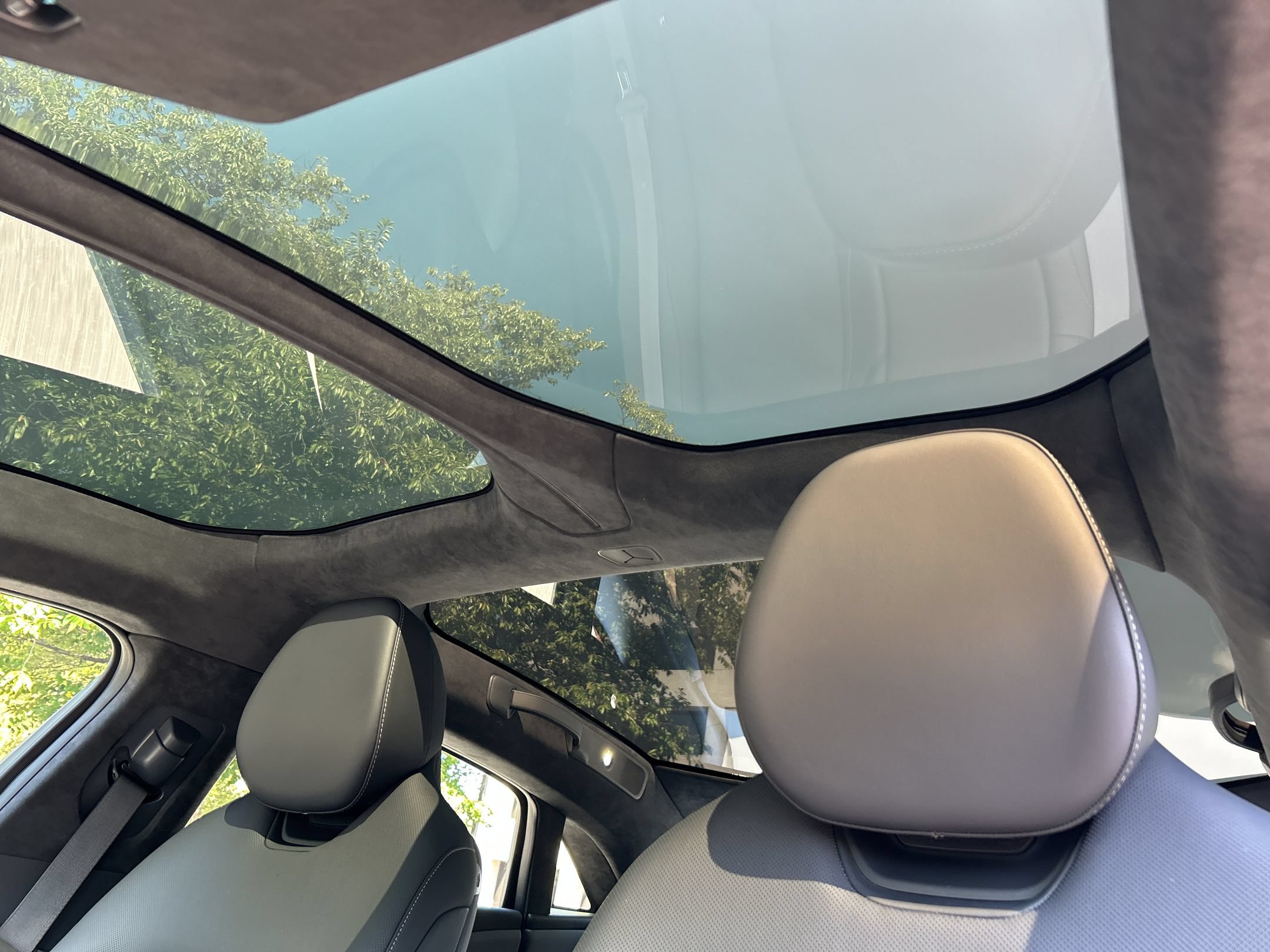 Used 2024 Lucid Air Touring AWD/4WD image 23