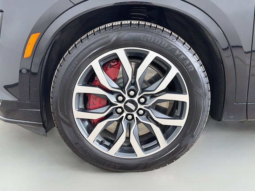 Certified 2023 Cadillac XT6 Sport w/ Technology Package AWD/4WD image 30