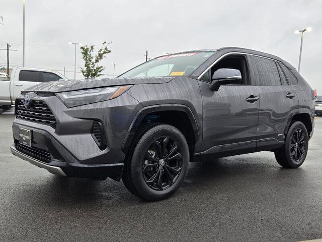 Used 2023 Toyota RAV4 SE w/ Convenience Package AWD/4WD image 2