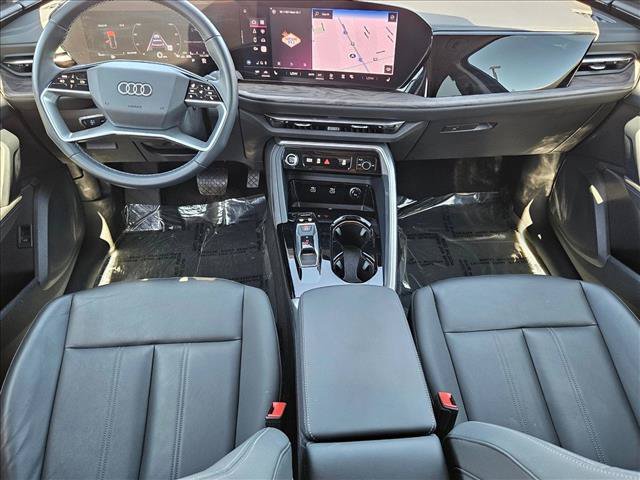 Certified 2025 Audi Q5 Premium w/ Convenience Package AWD/4WD image 18
