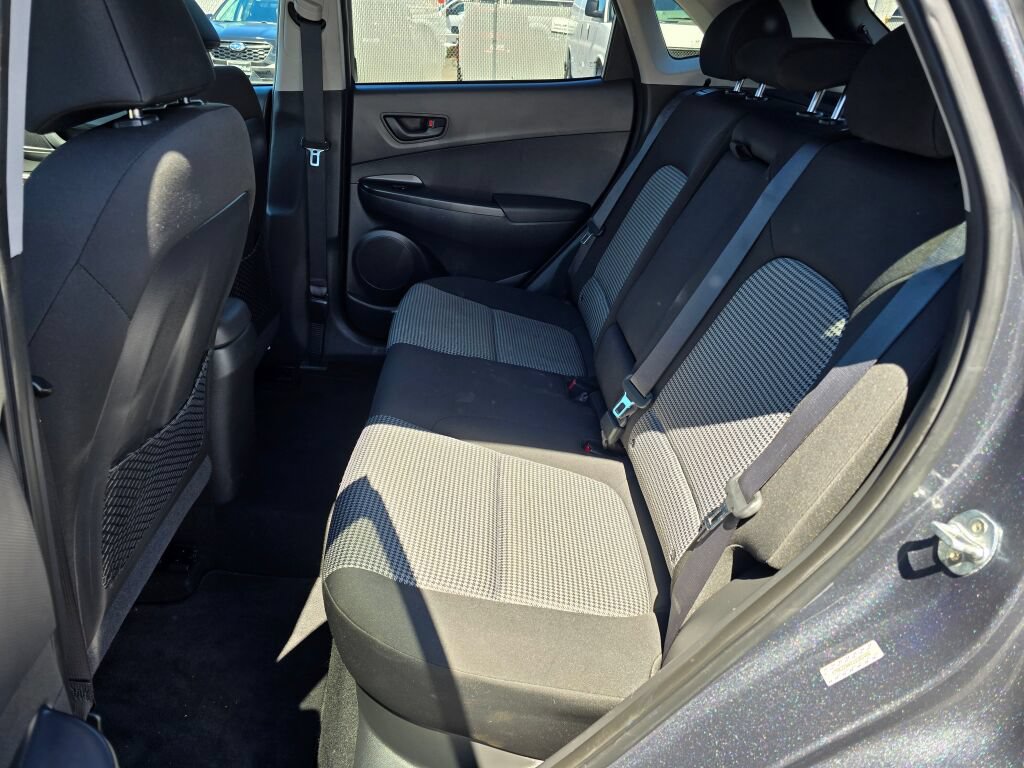 Used 2018 Hyundai Kona SEL FWD image 15