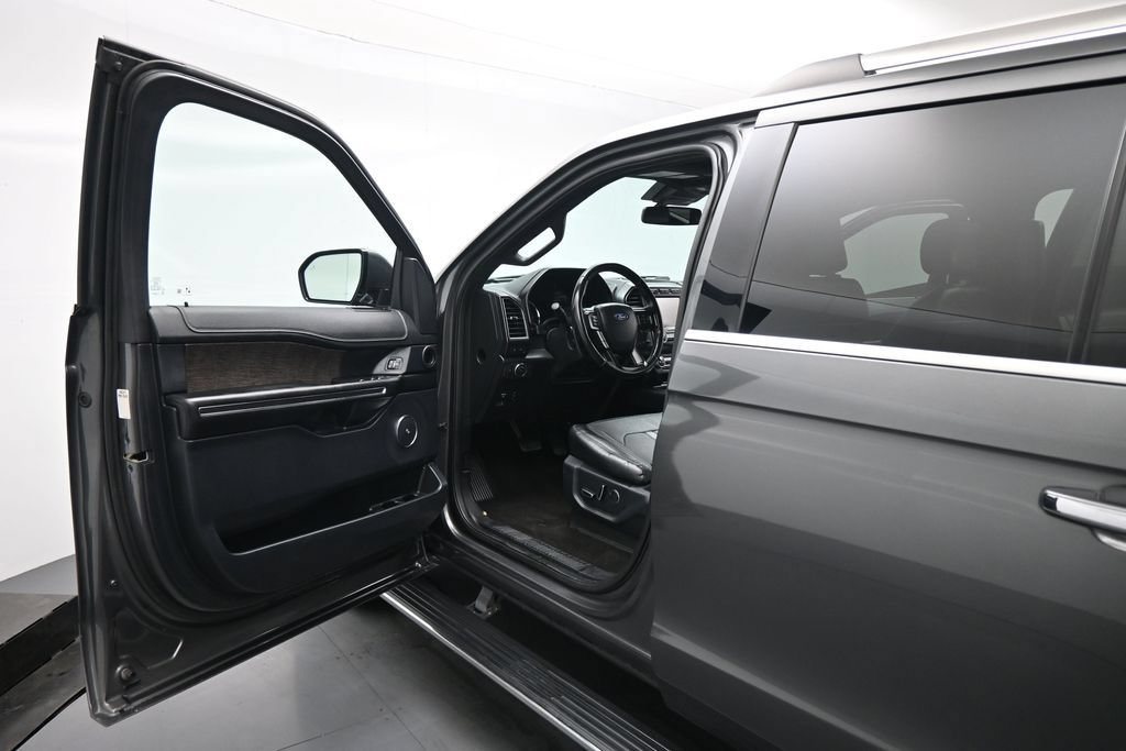 Used 2020 Ford Expedition Max Limited RWD image 8