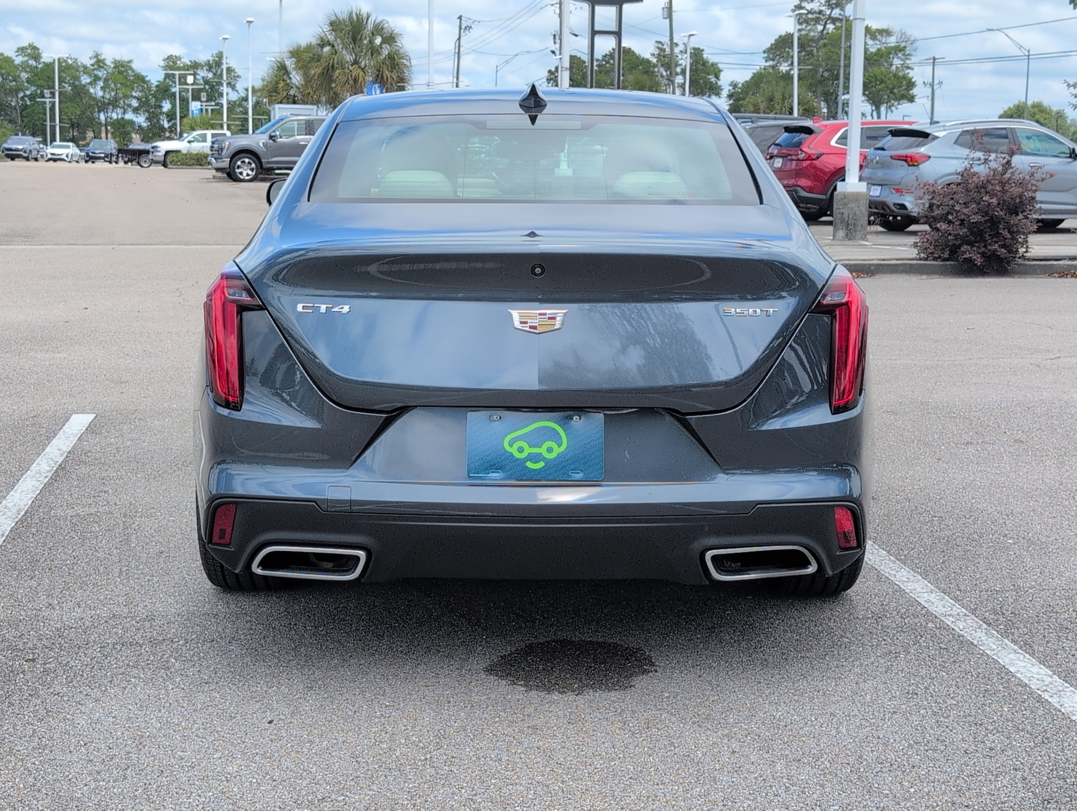 Used 2020 Cadillac XT4 Premium Luxury FWD image 4