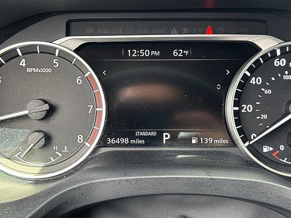 Used 2022 Nissan Rogue SV w/ SV Premium Package FWD image 17