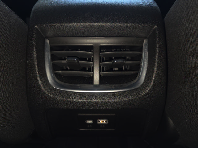 Used 2020 Chevrolet Blazer LT FWD image 26