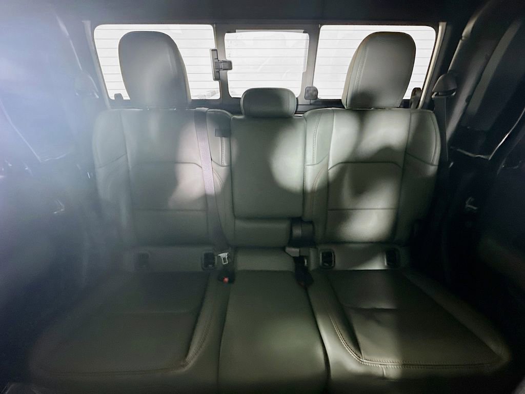 New 2025 Jeep Gladiator Mojave image 10