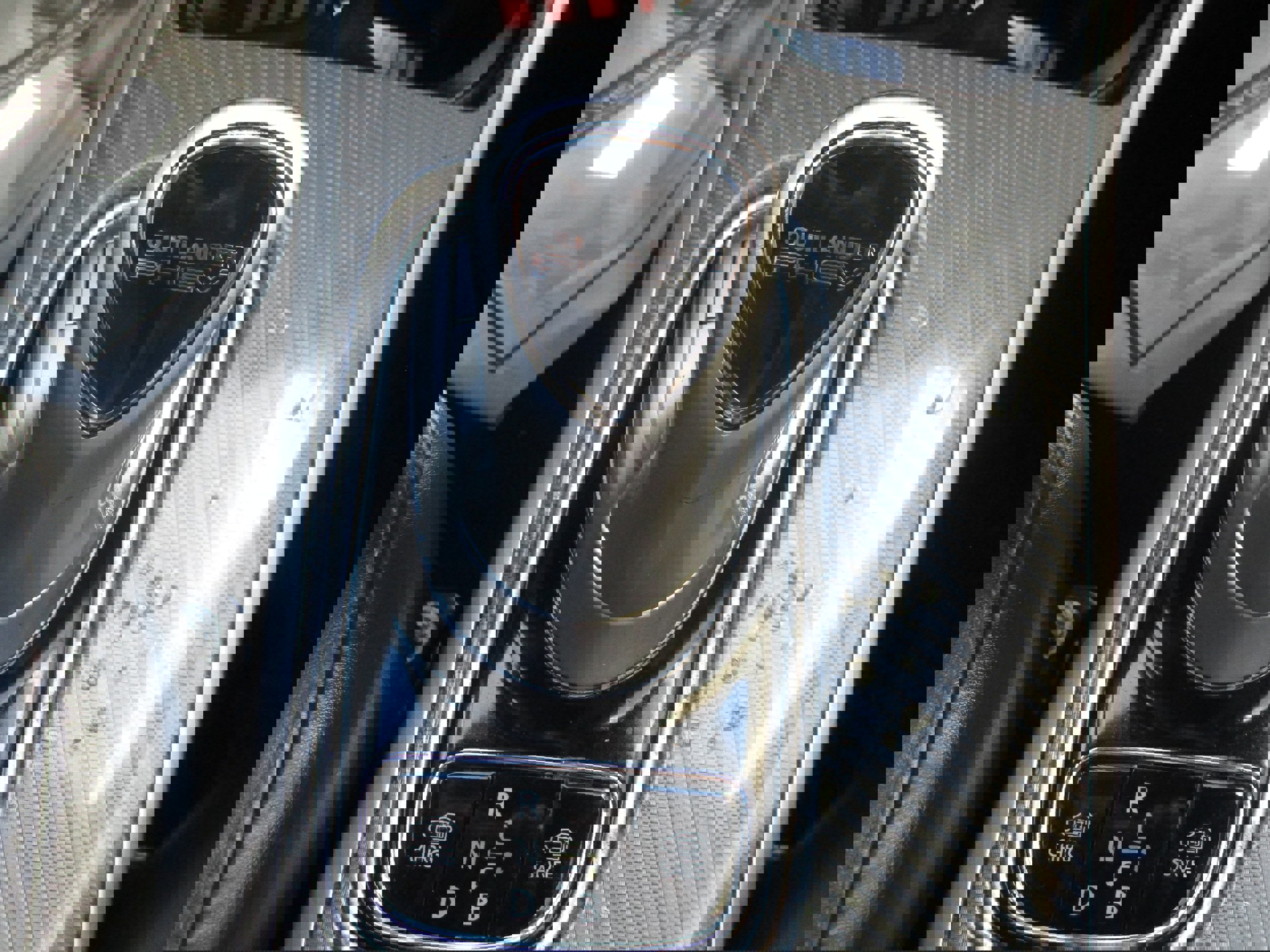 Used 2020 Mitsubishi Outlander SEL image 16