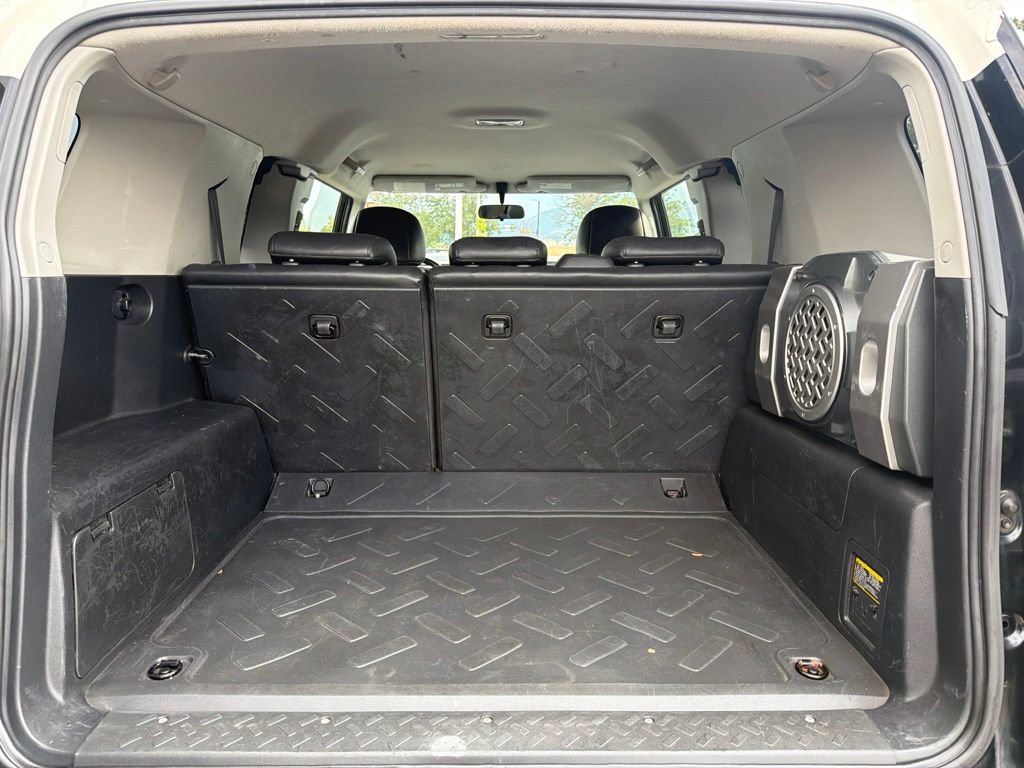 Used 2007 Toyota FJ Cruiser 4WD w/ Upgrade Pkg 2 image 15