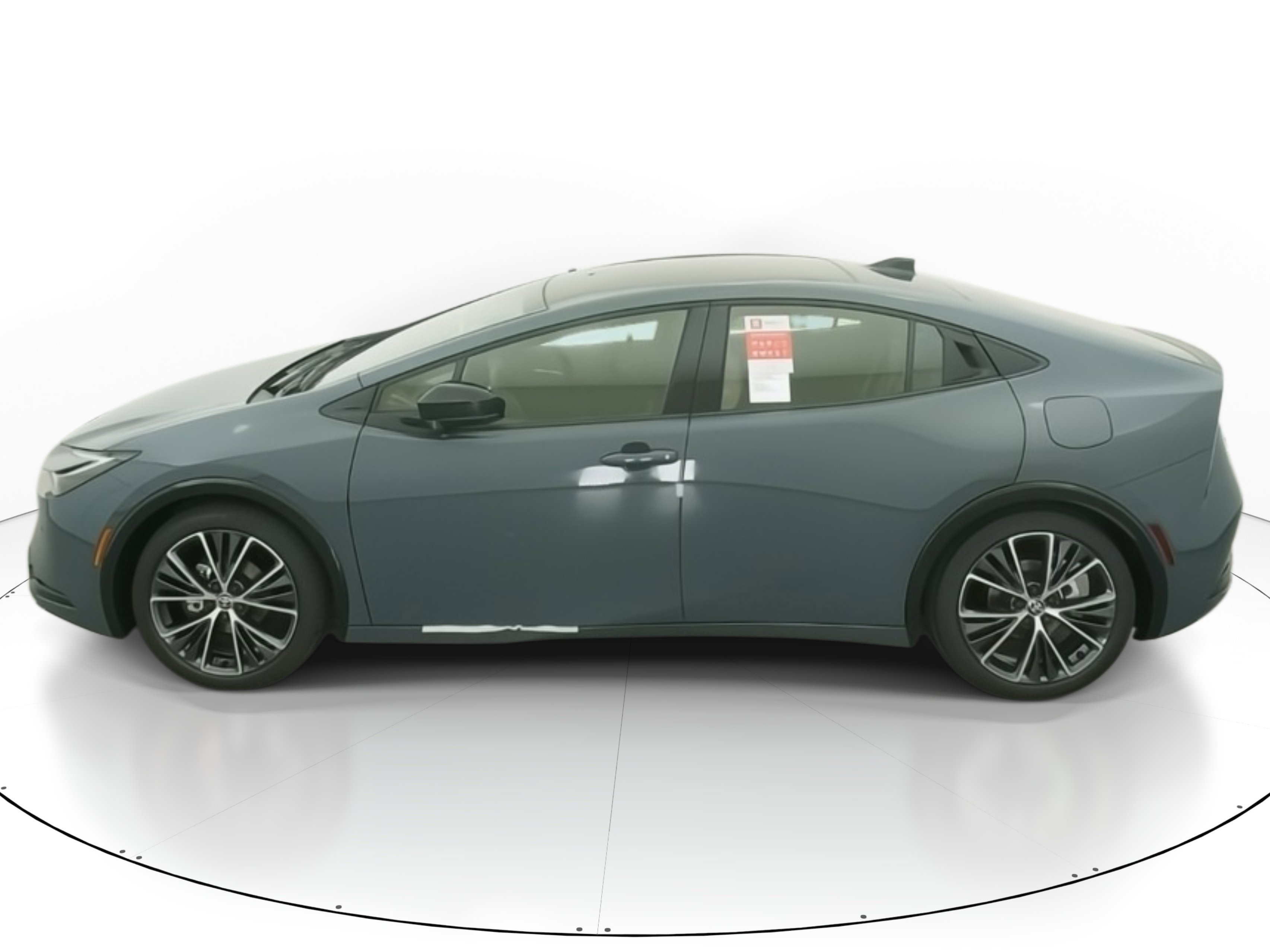 New 2026 Toyota Prius XLE image 3